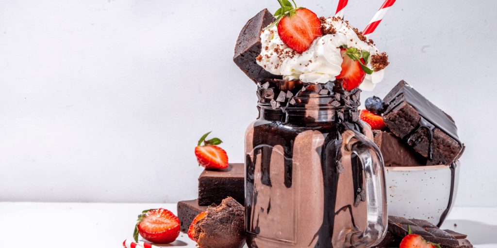 Postres deliciosos con nata